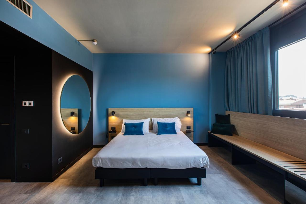 Отель Ibis Styles Roma Aurelia Экстерьер фото